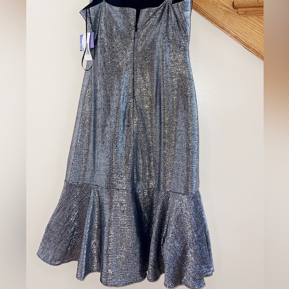 Women’s Formal Dress Size 8 Nightway Silver Drapey Party Flounce Flutter Sparkle - Picture 10 of 12